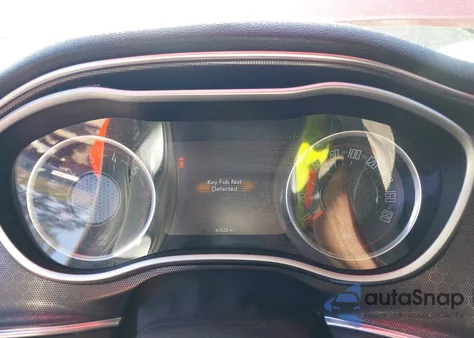 2016 Dodge Challenger R/T Scat Pack z USA, uszkodzony, nr VIN 2C3CDZFJ7GH309495